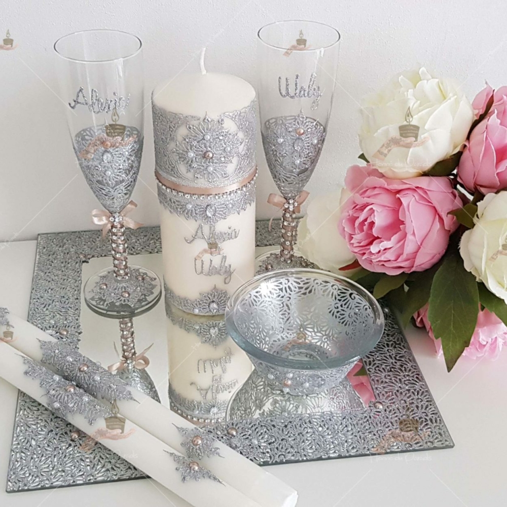 kit coffret pas cher décoration bougie cierge personnalisée prénom déco coussin alliance urne pelle couteau ile-de-France coton pack personnalisation prix panier complet plateau fête envoie france