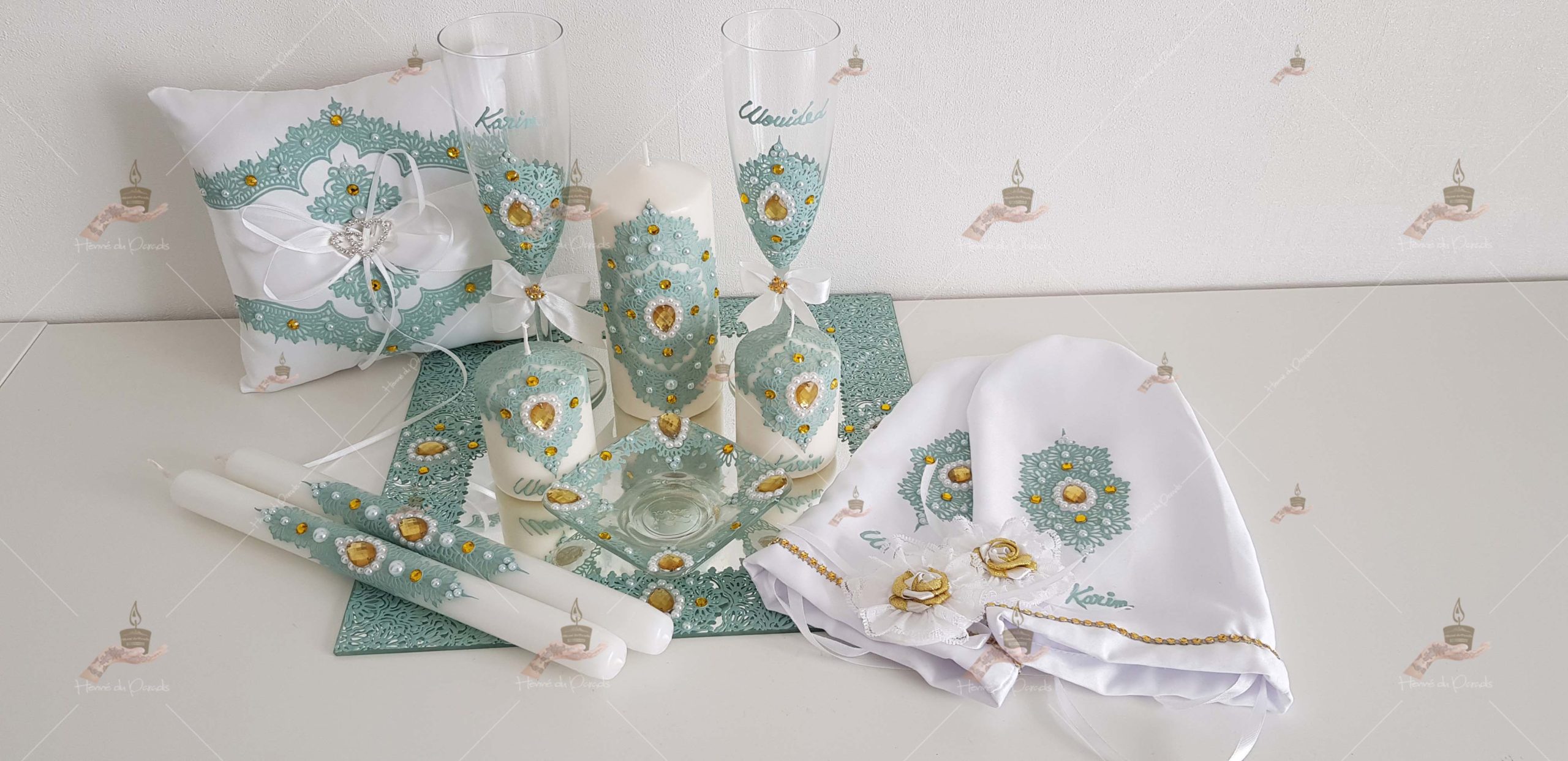 kit coffret pas cher décoration bougie cierge personnalisée prénom déco coussin alliance urne pelle couteau ile-de-France coton pack personnalisation prix panier complet plateau fête envoie france