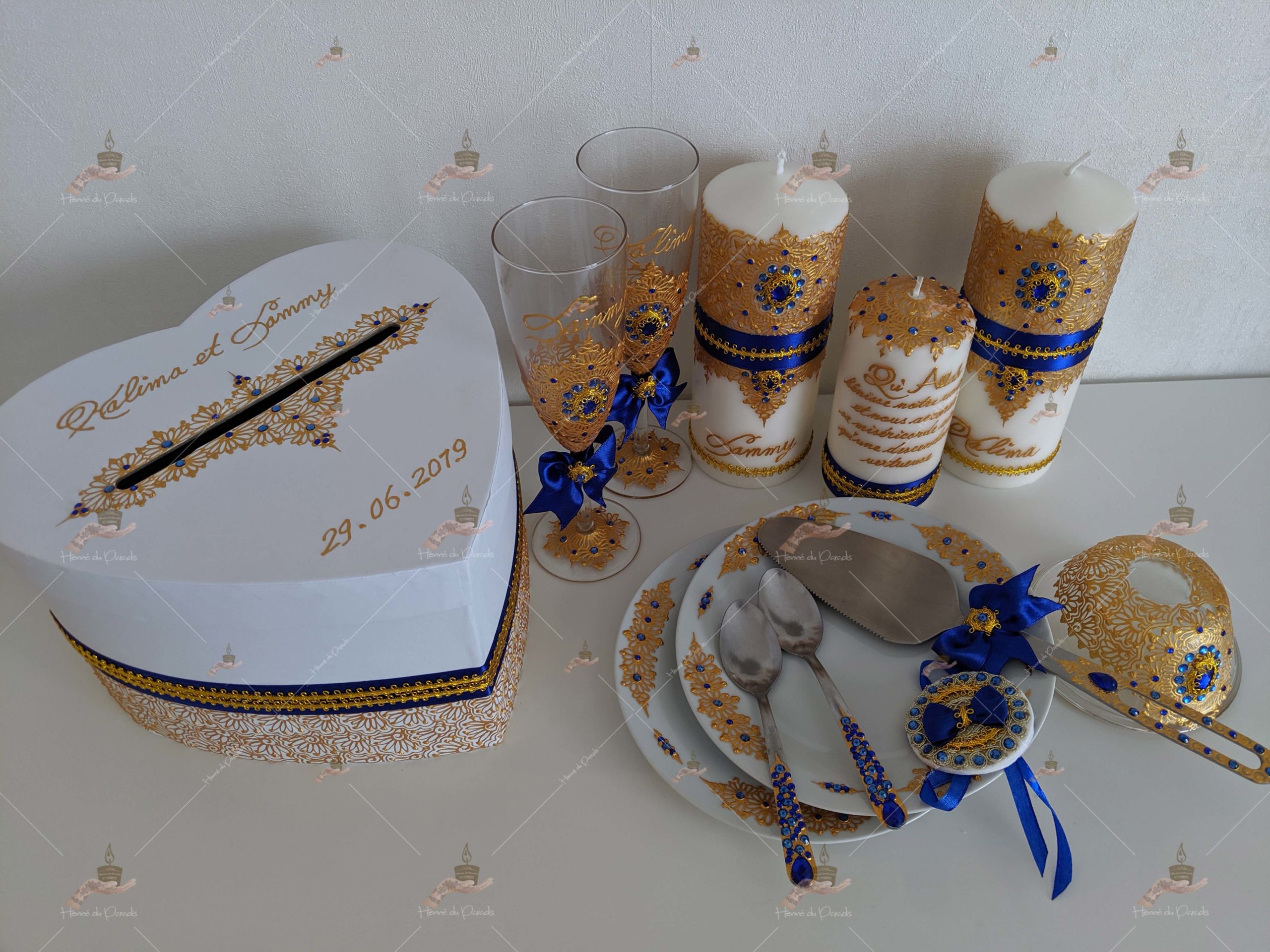 kit coffret pas cher décoration bougie cierge personnalisée prénom déco coussin alliance urne pelle couteau ile-de-France coton pack personnalisation prix panier complet plateau fête envoie france