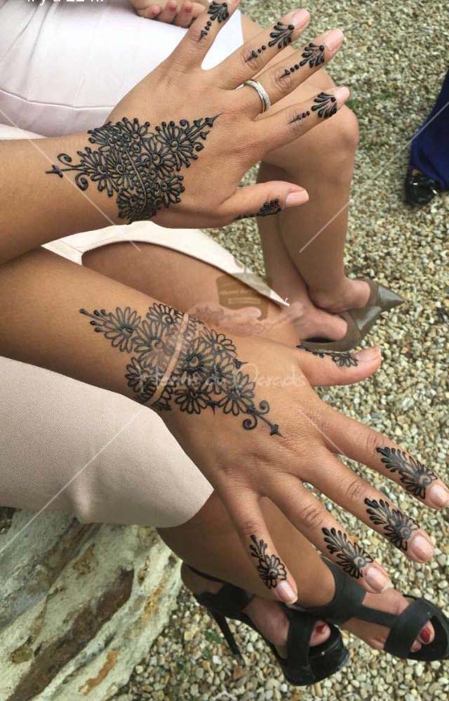 prestation henné du paradis mariage paris naturel henna henne domicile hlel tatouage fiancailles fassi mehendi day pas cher noir blanc rouge ile de france pose 78 yvelines mureaux poissy meulan argenteuil invitee main mariée