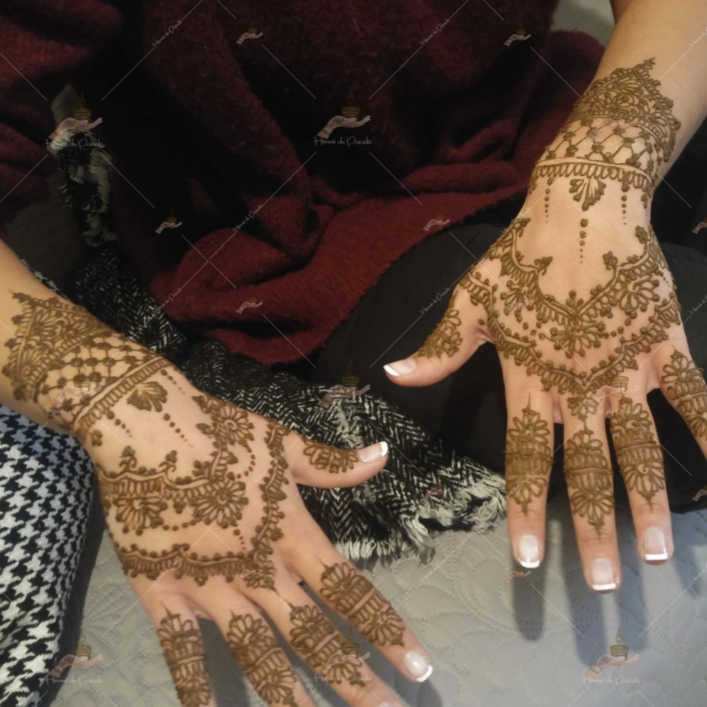 prestation henné du paradis mariage paris naturel henna henne domicile hlel tatouage fiancailles fassi mehendi day pas cher noir blanc rouge ile de france pose 78 yvelines mureaux poissy meulan argenteuil invitee main mariée