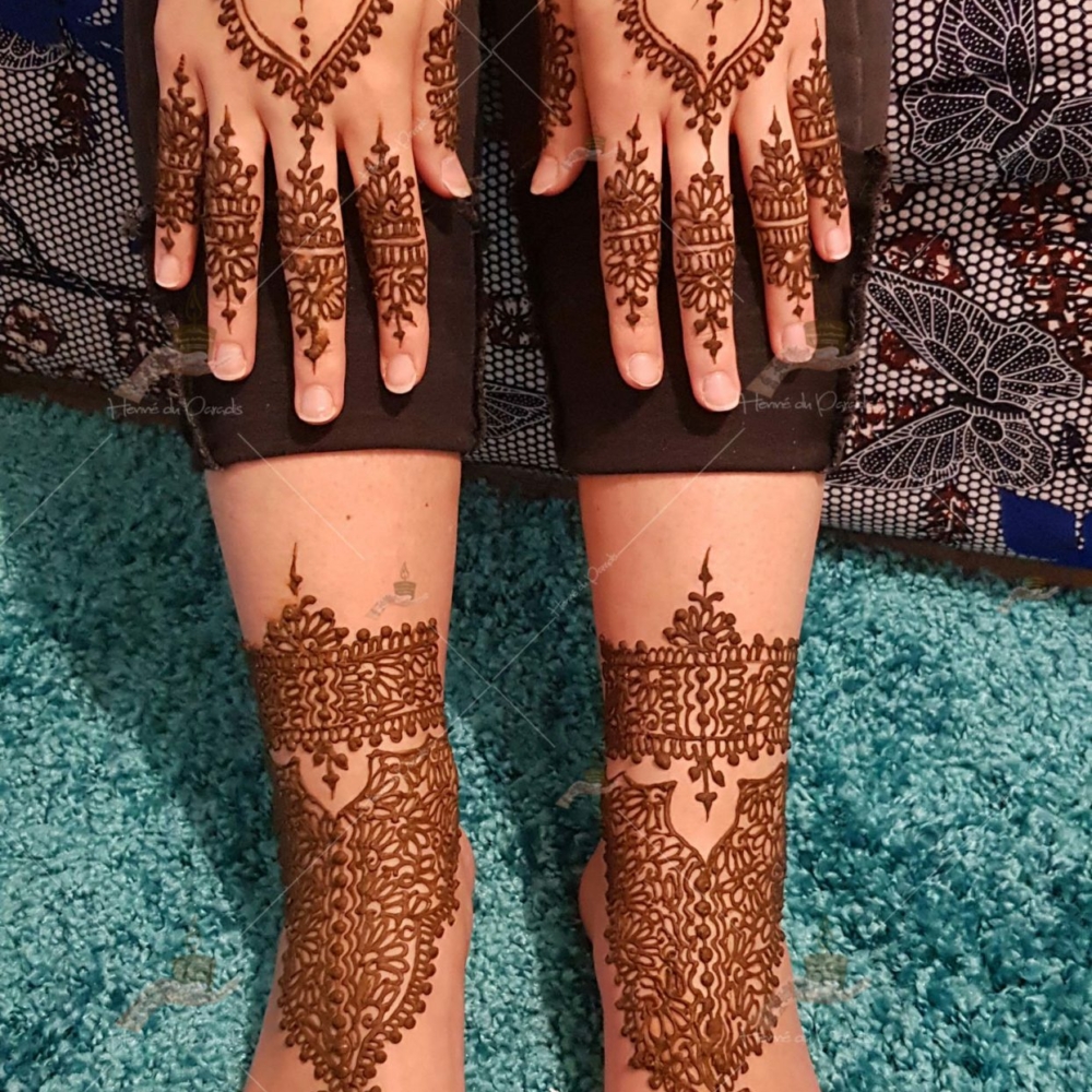 prestation henné du paradis mariage paris naturel henna henne domicile hlel tatouage fiancailles fassi mehendi day pas cher noir blanc rouge ile de france pose 78 yvelines mureaux poissy meulan pieds argenteuil invitee main mariée