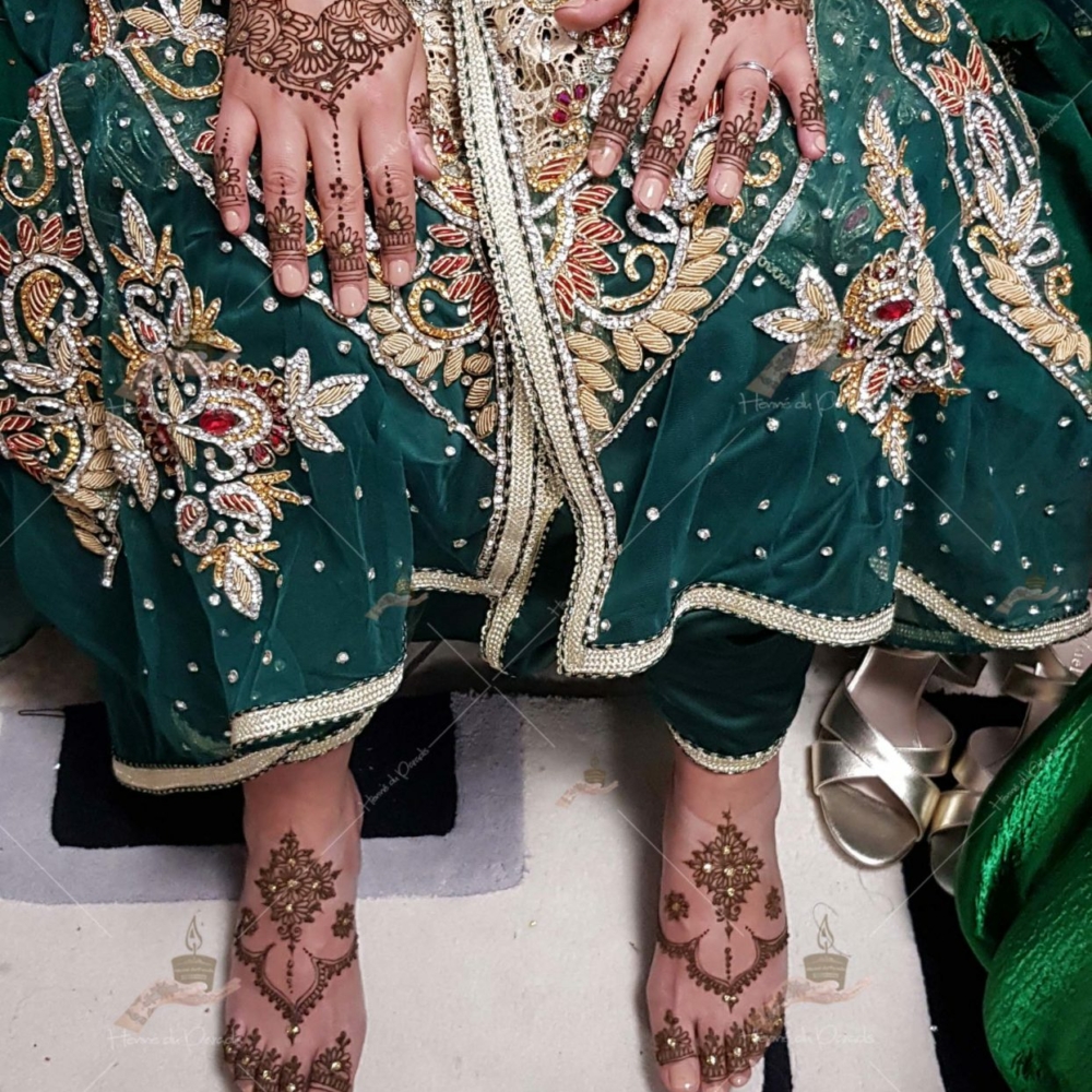 prestation henné du paradis mariage paris naturel henna henne domicile hlel tatouage fiancailles fassi mehendi day pas cher noir blanc rouge ile de france pose 78 yvelines mureaux poissy meulan argenteuil invitee main mariée