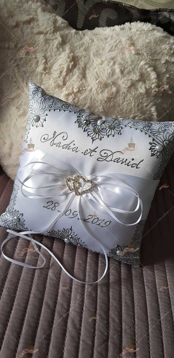 coussin, porte-alliances, personnalisé paris, idf, Ile-de-france, 78, mariage, fiançailles, hlel, personnalisation, cérémonie, artisanale, amour, mariés, henné, henna