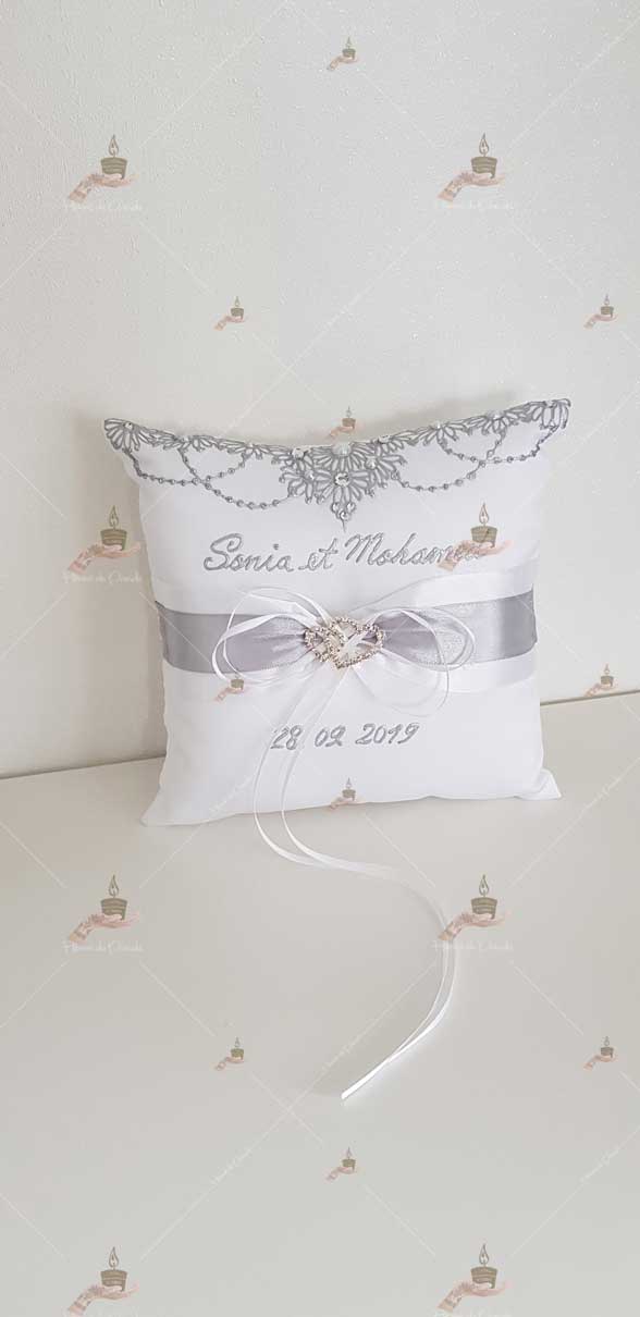 coussin, porte-alliances, personnalisé paris, idf, Ile-de-france, 78, mariage, fiançailles, hlel, personnalisation, cérémonie, artisanale, amour, mariés, henné, henna