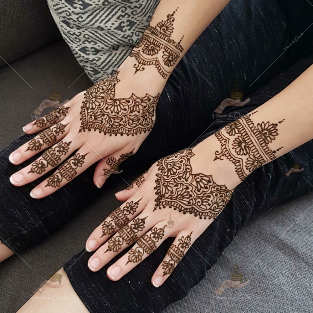 prestation henné du paradis mariage paris naturel henna henne domicile paradis hlel tatouage fiancailles fassi mehendi day pas cher noir blanc rouge ile de france pose 78 yvelines mureaux poissy meulan argenteuil invitee main mariée