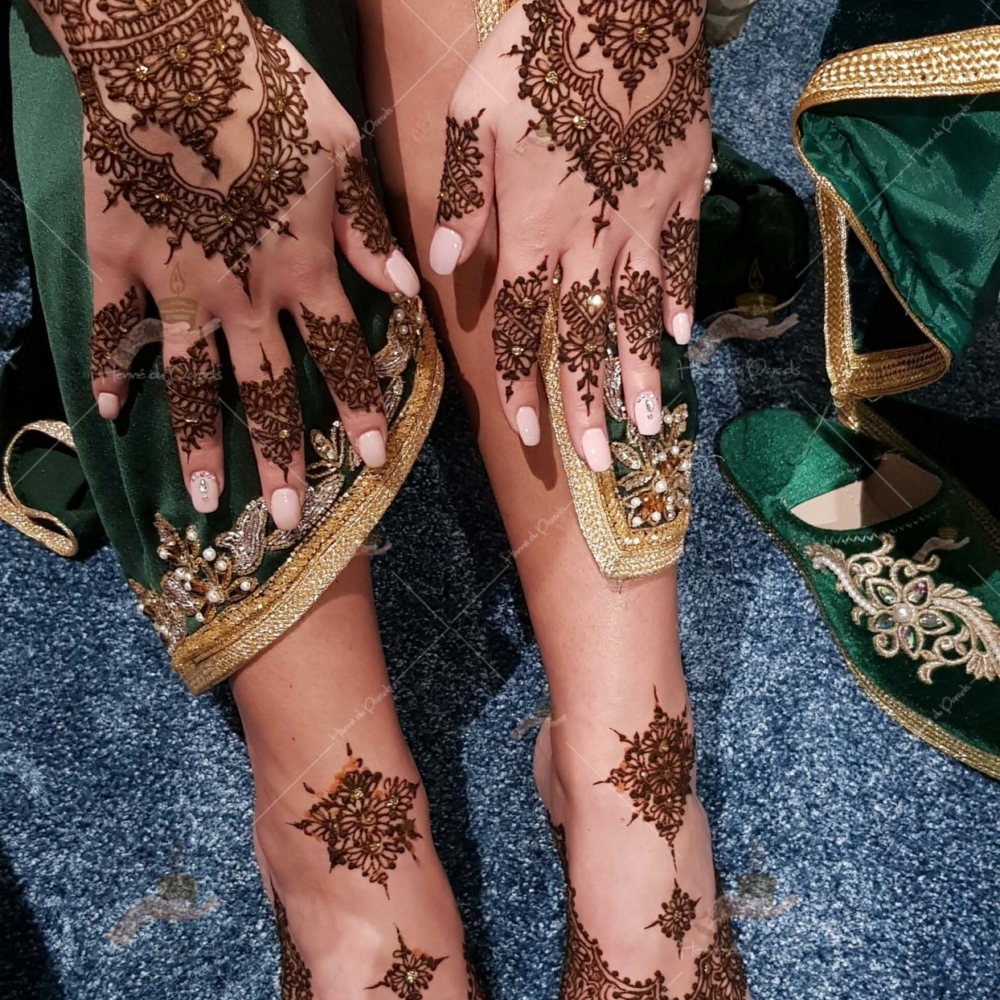 prestation henné du paradis mariage paris naturel henna henne domicile paradis hlel tatouage fiancailles fassi mehendi day pas cher noir blanc rouge ile de france pose 78 yvelines mureaux poissy meulan argenteuil invitee main mariée