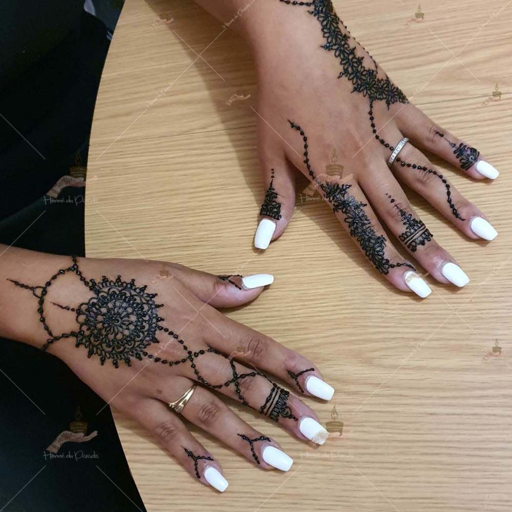 prestation henné du paradis mariage paris naturel henna henne domicile paradis hlel tatouage fiancailles fassi mehendi day pas cher noir blanc rouge ile de france pose 78 yvelines mureaux poissy meulan argenteuil invitee main mariée