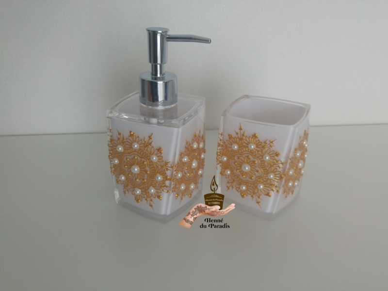 Accessoires salle de bain Set 2 pièces distributeur savon et gobelet brosse à dent blanc et doré