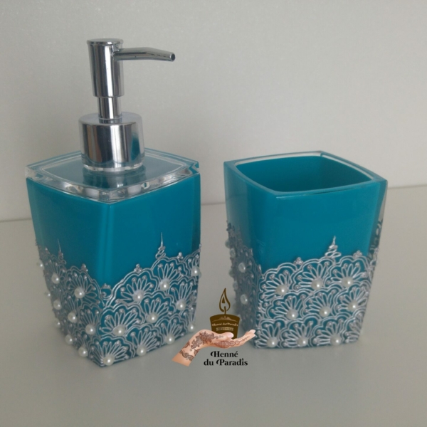 Accessoires salle de bain Set 2 pièces distributeur savon et gobelet brosse à dent bleu et argenté