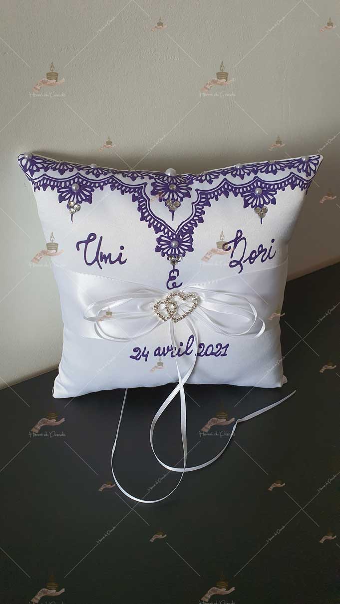 coussin, porte-alliances, personnalisé paris, idf, Ile-de-france, 78, mariage, fiançailles, hlel, personnalisation, cérémonie, artisanale, amour, mariés, henné, henna