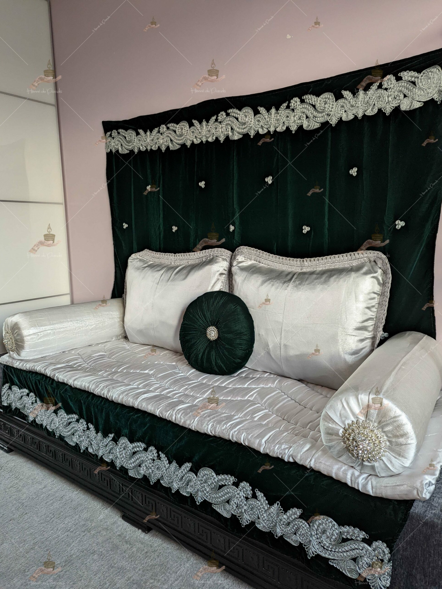location décoration d’assise de henna henné paris 78 cérémonie gelssahenna mariage IDF